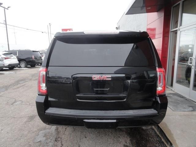 GMC Yukon XL 4WD 4dr SLT 2016