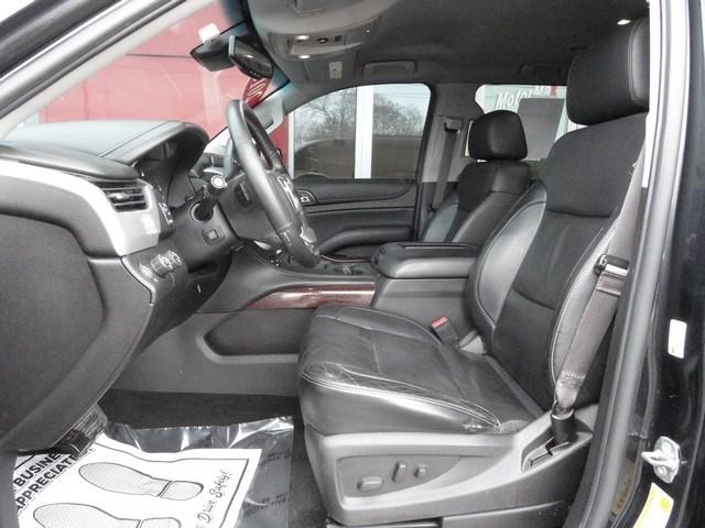 GMC Yukon XL 4WD 4dr SLT 2016