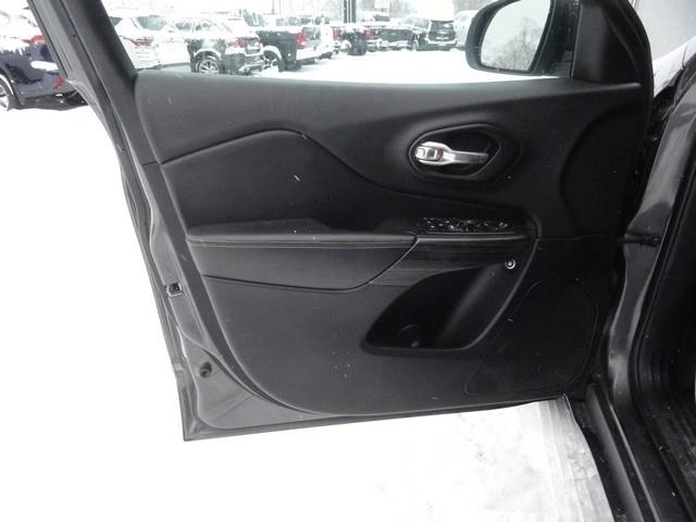 Jeep Cherokee 4WD 4dr Limited 2015