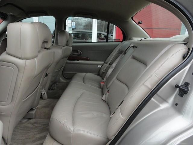 Buick LeSabre 4dr Sdn Limited 2000