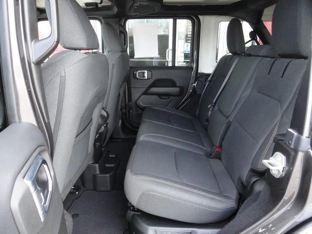 Jeep Wrangler 4xe Sahara 4x4 2025