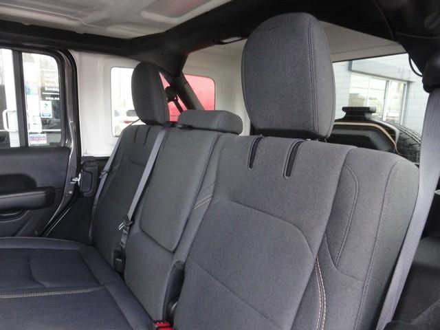 Jeep Wrangler 4xe Sahara 4x4 2025