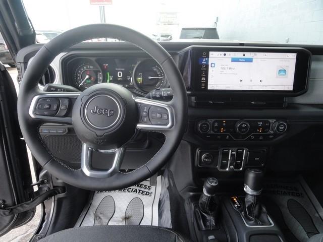 Jeep Wrangler 4xe Sahara 4x4 2025