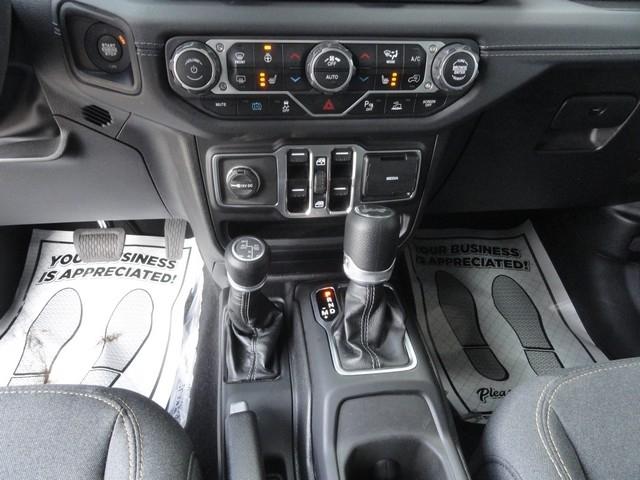 Jeep Wrangler 4xe Sahara 4x4 2025