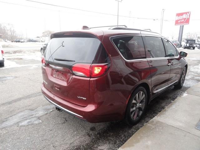 Chrysler Pacifica Limited FWD 2019