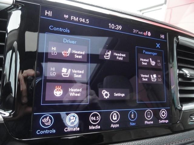 Chrysler Pacifica Limited FWD 2019