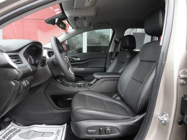 GMC Acadia AWD 4dr SLT 2023