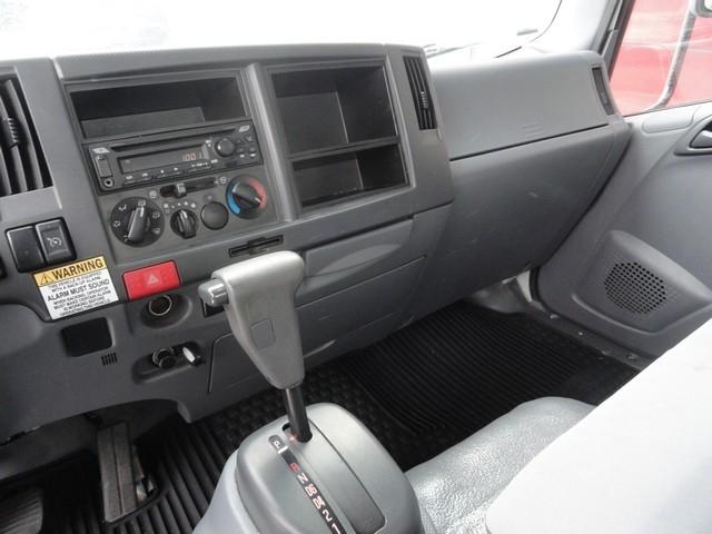 Chevrolet 4500 LCF Gas 2WD Reg Cab 132.5" 2018