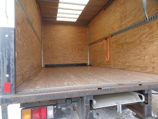 Chevrolet 4500 LCF Gas 2WD Reg Cab 132.5" 2018