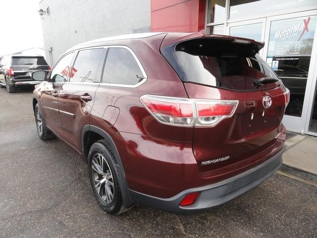 Toyota Highlander AWD 4dr V6 XLE (Natl) 2016