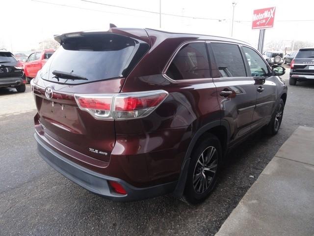 Toyota Highlander AWD 4dr V6 XLE (Natl) 2016