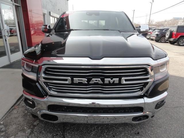 RAM 1500 Laramie 4x4 Crew Cab 5'7" Box 2023