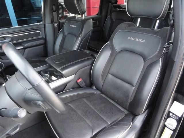 RAM 1500 Laramie 4x4 Crew Cab 5'7" Box 2023