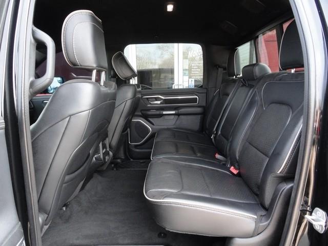 RAM 1500 Laramie 4x4 Crew Cab 5'7" Box 2023