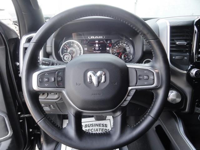 RAM 1500 Laramie 4x4 Crew Cab 5'7" Box 2023