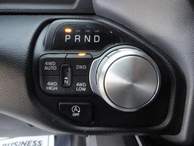 RAM 1500 Laramie 4x4 Crew Cab 5'7" Box 2023