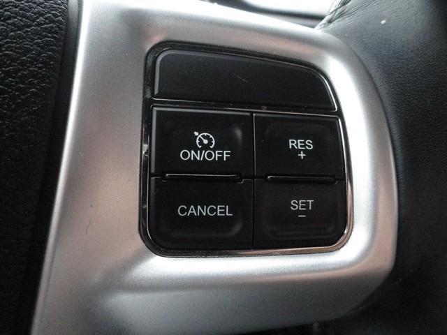 Chrysler 200 4dr Sdn Limited 2013