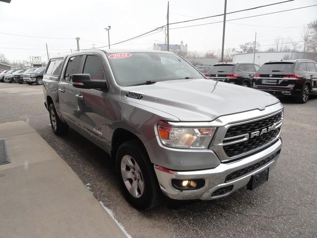 RAM 1500 Big Horn 4x4 Crew Cab 5'7" Box 2022