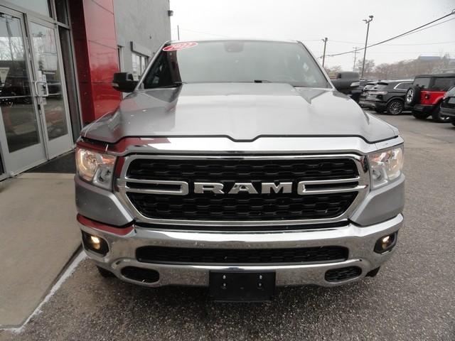 RAM 1500 Big Horn 4x4 Crew Cab 5'7" Box 2022