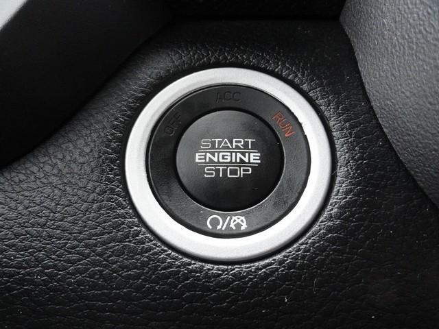 RAM 1500 Big Horn 4x4 Crew Cab 5'7" Box 2022