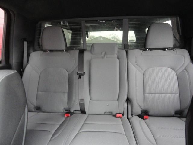 RAM 1500 Big Horn 4x4 Crew Cab 5'7" Box 2022