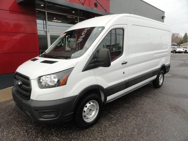 Ford Transit Cargo Van T-250 130" Med Rf 9070 GVWR RWD 2020