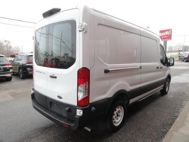 Ford Transit Cargo Van T-250 130" Med Rf 9070 GVWR RWD 2020