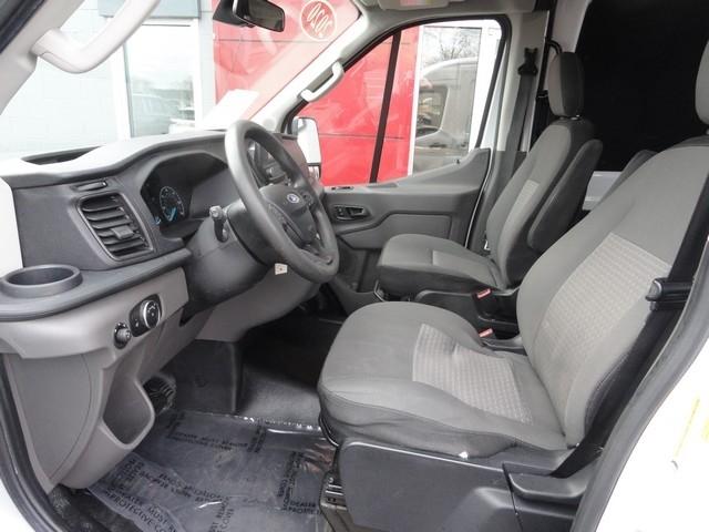 Ford Transit Cargo Van T-250 130" Med Rf 9070 GVWR RWD 2020