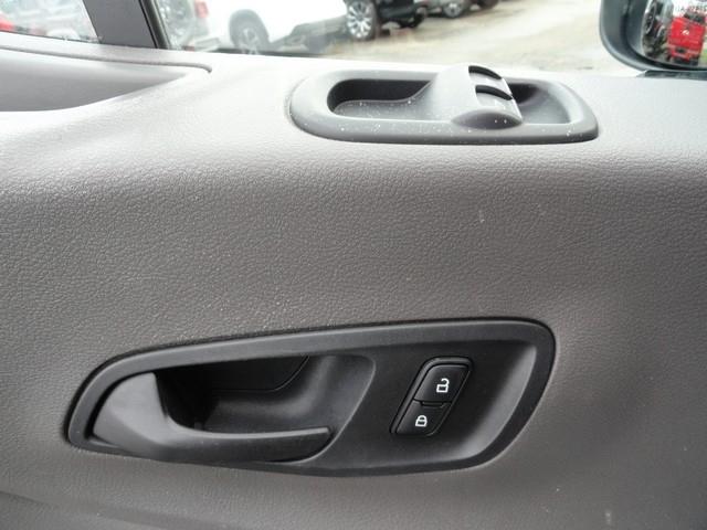 Ford Transit Cargo Van T-250 130" Med Rf 9070 GVWR RWD 2020