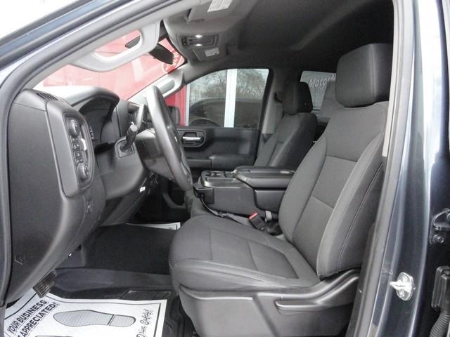 Chevrolet Silverado 1500 4WD Crew Cab 147" Custom 2020