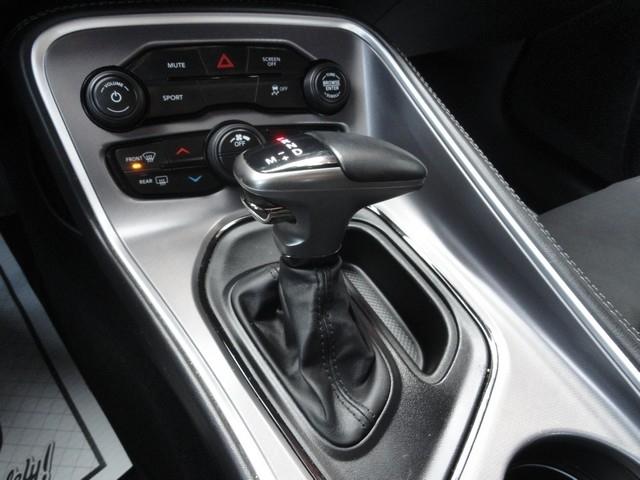 Dodge Challenger SXT AWD 2019