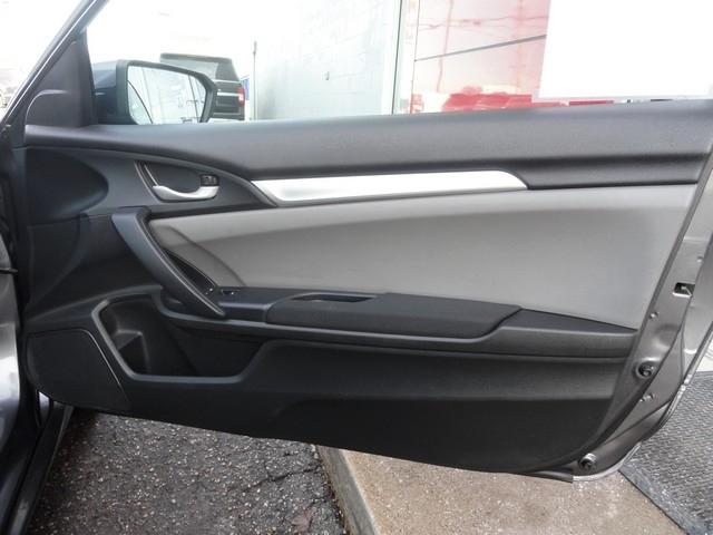 Honda Civic Coupe LX-P CVT 2018