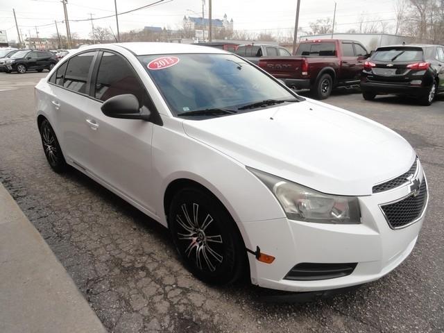Chevrolet Cruze 4dr Sdn Auto LS 2013