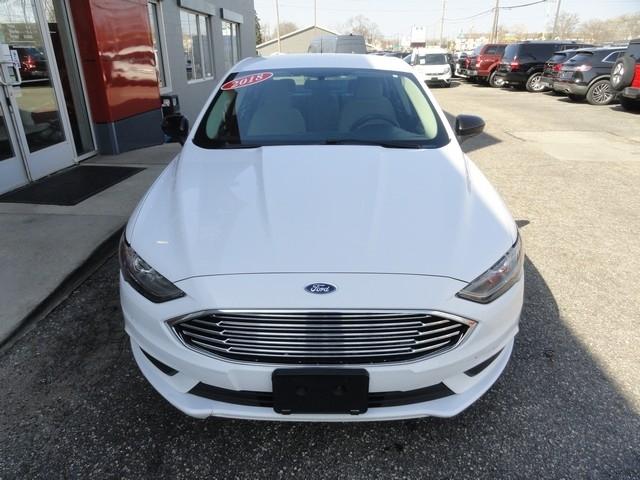 Ford Fusion Hybrid S FWD 2018