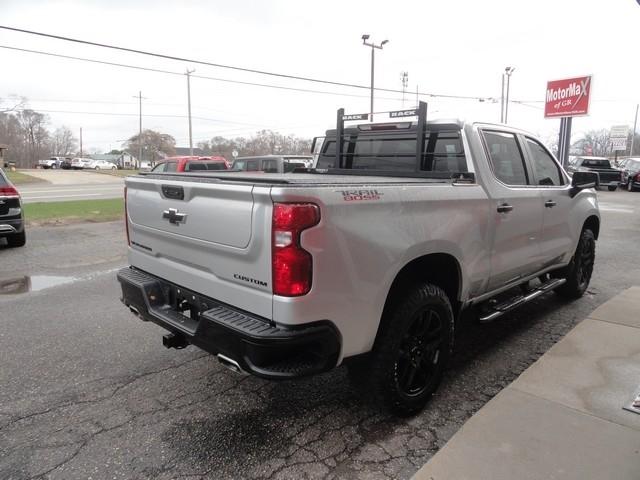 Chevrolet Silverado 1500 4WD Crew Cab 147" Custom Trail Boss 2022