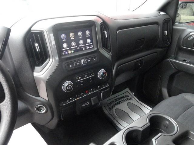 Chevrolet Silverado 1500 4WD Crew Cab 147" Custom Trail Boss 2022