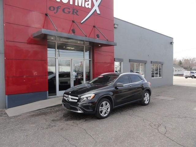 Mercedes-Benz GLA 4MATIC 4dr GLA 250 2016