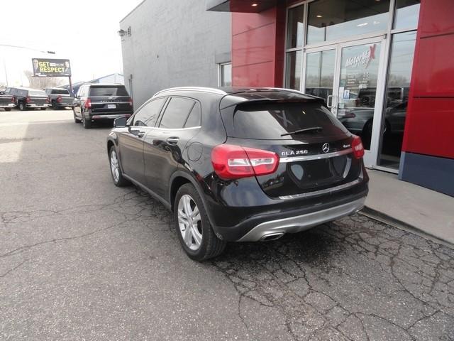 Mercedes-Benz GLA 4MATIC 4dr GLA 250 2016