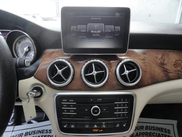 Mercedes-Benz GLA 4MATIC 4dr GLA 250 2016