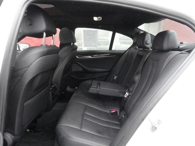 BMW 5 Series 530i xDrive Sedan 2017