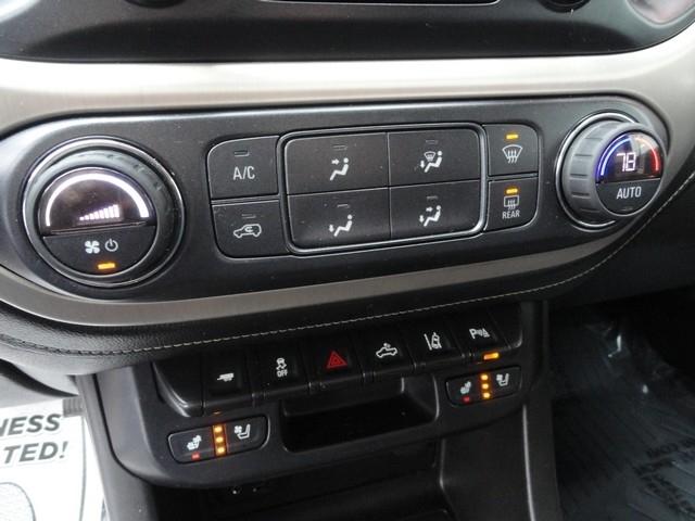 GMC Canyon 4WD Crew Cab 128" Denali 2021