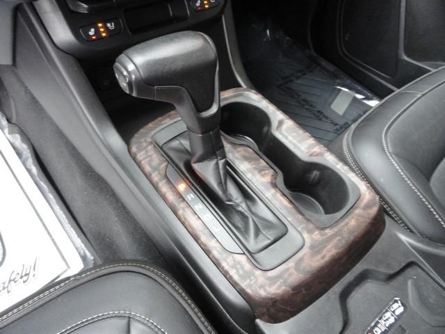 GMC Canyon 4WD Crew Cab 128" Denali 2021