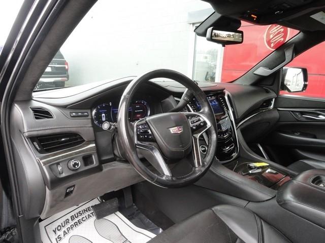 Cadillac Escalade ESV 2WD 4dr Platinum 2020