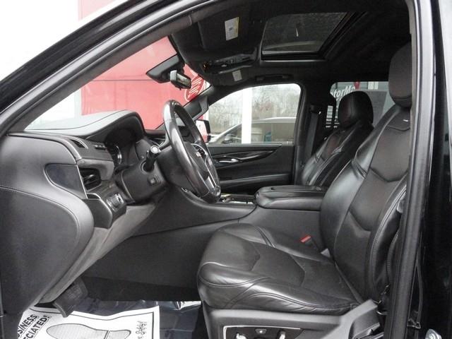 Cadillac Escalade ESV 2WD 4dr Platinum 2020