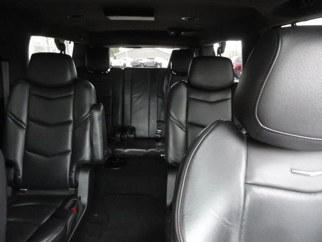 Cadillac Escalade ESV 2WD 4dr Platinum 2020