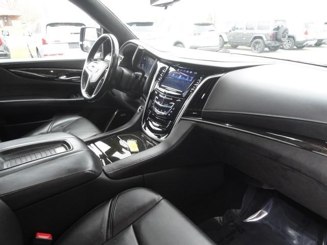 Cadillac Escalade ESV 2WD 4dr Platinum 2020