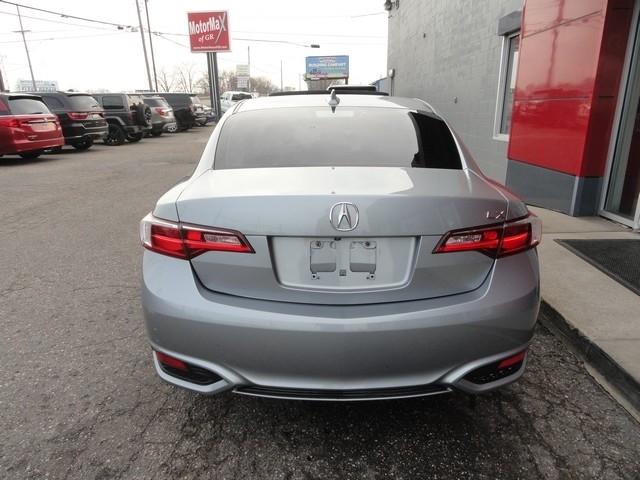 Acura ILX 4dr Sdn w/Technology Plus Pkg 2016