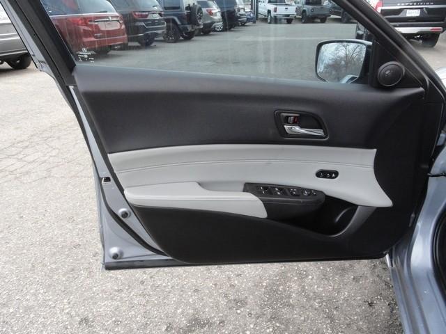 Acura ILX 4dr Sdn w/Technology Plus Pkg 2016