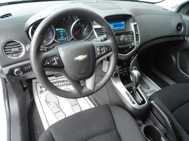 Chevrolet Cruze Limited 4dr Sdn Auto LT w/1LT 2016