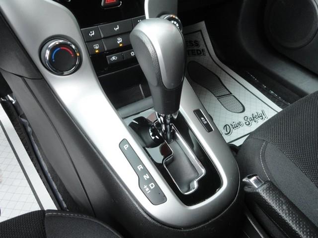 Chevrolet Cruze Limited 4dr Sdn Auto LT w/1LT 2016